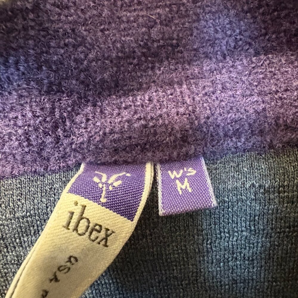 Women's Medium Ibex cardigan in deep plum - Picture 3 of 10